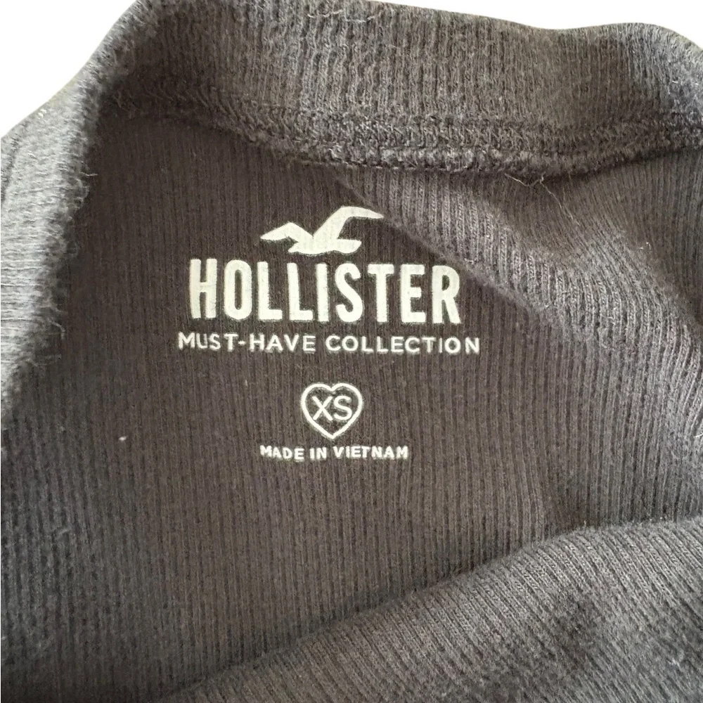 Hollister chic charcoal